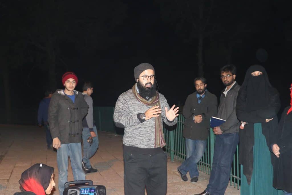 Group night sky observation