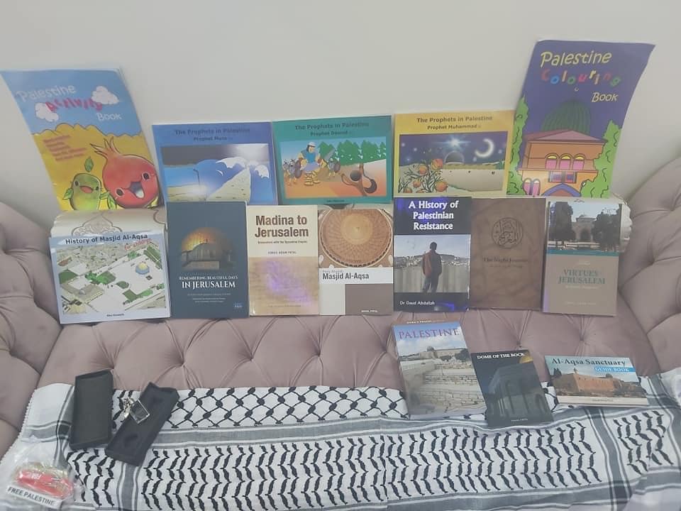 Palestinian books and keffiyeh